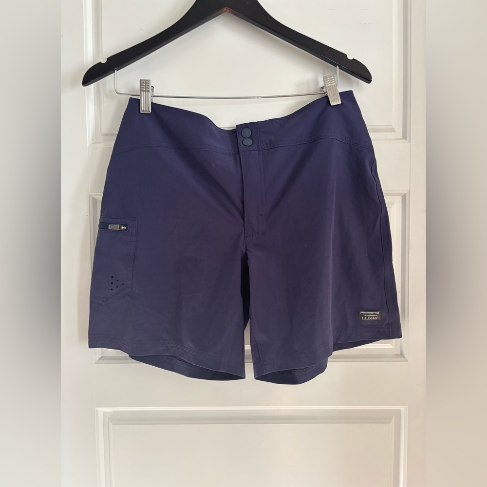 L.L.Bean Navy Blue Athletic Hiking Outdoor Shorts Quick Dry Size 4 Fits 6 - Picture 2 of 6